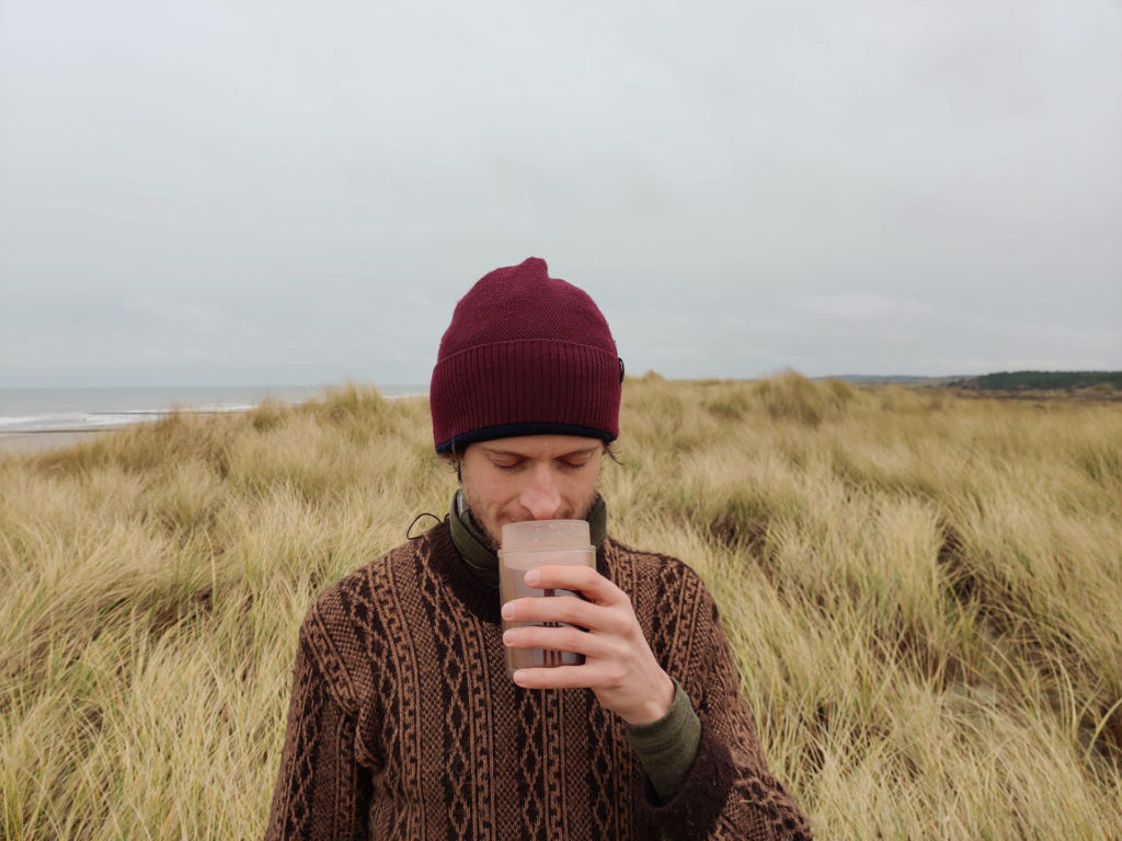 Erik Sipping cacao