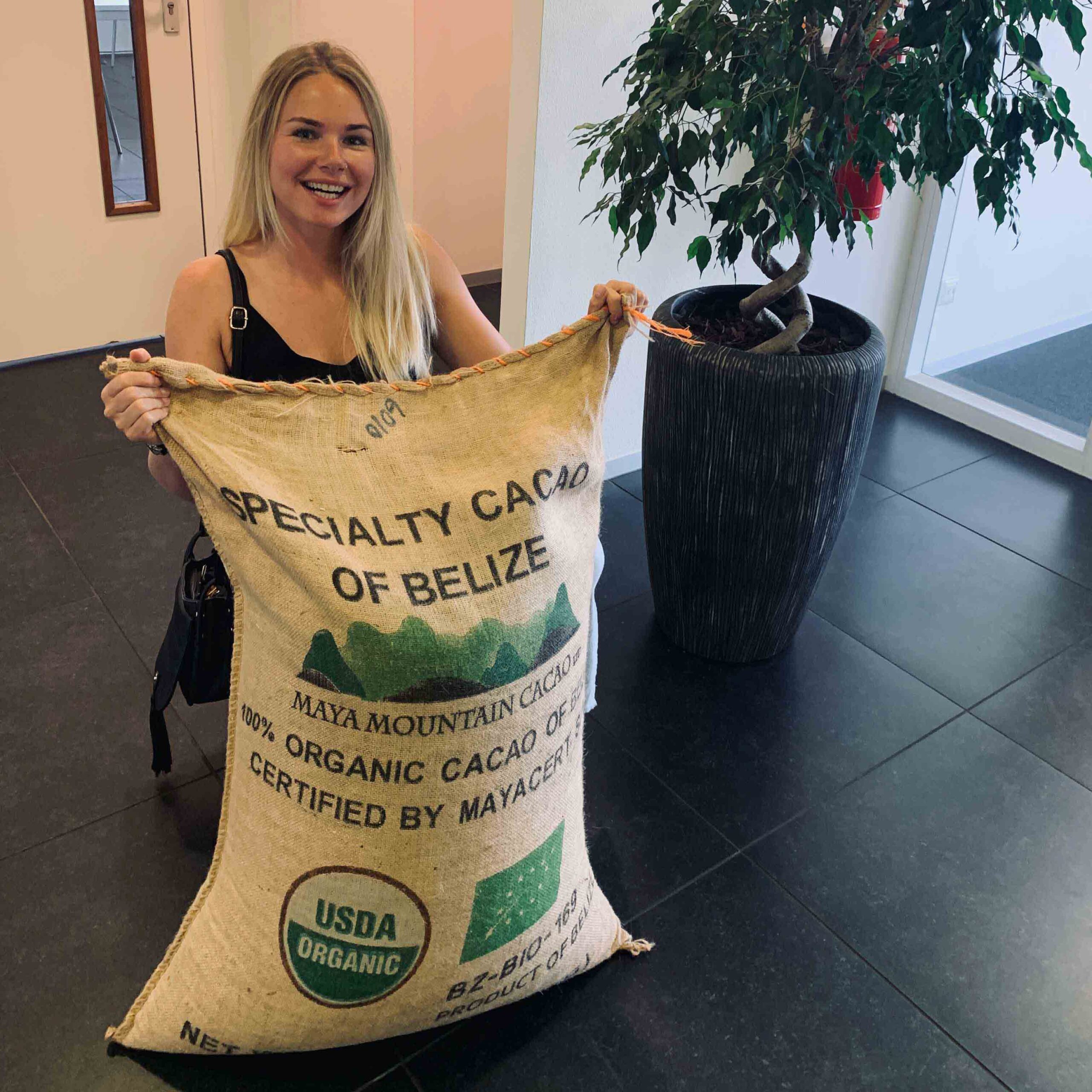 Receiving cacao at home