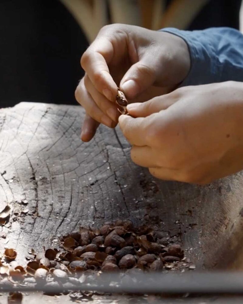 Hand peeling